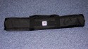 BENRO AC-11\n\nFoto von Jörg Langer\n\nKommentar des Nutzers:\n\nBenro liefert hier durch die sehr angenehme Firma Dr. Lang eine sehr hochwertige Stativtasche die sich hinter Gitzo oder Manfrotto Stativtaschen nicht verstecken muss, im Gegenteil, die Detail sprechen absolut für die Benro Stativtaschen.\n\nInnentasche für Wechselplatte oder Werkzeug\nÖsen für Umhängegurt der auch abnehmbar ist\nAngenehme Maße\nExtrem günstiger Preis\nVerdeckbares Namensschild (mit Klettstoff verdeckbar)\n\nWeitere Benro Artikel und auch eine Händlerverknüpfung finden Sie auf unserer Page www.stativfreak.de