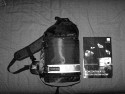 BILORA Z-BAG-FLASH\n\nFoto von Benedikt Zierer - VIELEN DANK FR DEIN MAIL!\n\nKommentar des Nutzers:\n\nAlso ich hab mal ein paar Fotos von meiner Ausrstung im Slingshot-Nachbau gemacht, die offizielle Bezeichnung fr dieses Modell ist wohl BILORA Z BAG-FLASH, wobei auf dem Rucksack nur Cam Bag, der Name des Onlineshops steht. Sie knnen die Bilder gerne auf Ihre Homepage stellen, am geeignetsten erscheint mir die Rubrik Rucksack mit einem Umhngegurt.\n\nMfG Benedikt Zierer