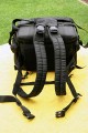 Foto von Michael Bentrup - DANKE DAFR!\n\nKommentar des Nutzers:\n\nDie Tasche, besser der Koffer ist wirklich super stabil.\nInteressant ist, dass die Facheinteilung auch ohne den Kunststoff-Koffer in die Tasche passt.\n\n- Hochschlagfester ABS Koffer in einer robusten Nylontasche\n- 100% Luft-, Wasser- und Staubdicht\n- Hygrometer\n- Luftdruckausgleichventil\n- Facheinteilung pat auch ohne Koffer in die Tasche\n- Mit Schultergurt und Rucksacksystem, Becken und Brustgurt\n\nGre des Typ 85 : 315x234x247