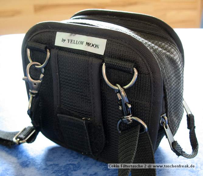 Foto von Claudia Ossege-Fischer - DANKE DAFR!\n\nKommentar des Nutzers:\n\nIn dieser beraus praktischen Filtertasche kann man bis zu acht Cokinfilter verstauen, auch einen Polfilter von Cokin kann man ohne Probleme unterbringen. Man kann die Tasche mit dem Schultergurt tragen, oder man befestigt sie mit Hilfe der Grtelschnalle am Grtel.