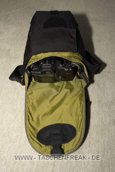 Foto von Werner Wagner - DANKE DAFR!\n\nKommentar des Nutzers:\n\nHauptfach: Canon 350D mit EFS 4,0-5,6/17-85 und Geli.\nVortasche: Mecablitz 28 AF-3 C und Reserveakkus.