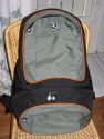 Crumpler Farmers Double\n\nFoto von Ralf Zeidler - VIELEN DANK!\n\nKommentar des Nutzers:\n\nHallo Jrg,\n\nanbei einige (schon ltere) Fotos des Crumpler Farmer's Double zur Verwendung auf www.taschenfreak.de.\n\nFreundliche Gre und einen guten Rutsch ins Jahr 2007\n\nRalf Zeidler