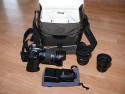 CRUMPLER MUFFIN TOP 7500\n\nFoto und Text von Marcus Mund - VIELEN DANK!\n\nKommentar:\n\nHallo Jrg!\n\nFinde Deine Seite echt klasse, ist eine super Entscheidungshilfe, wenn man sich eine neue Tasche zulegen mchte. Habe mir heute die Crumpler Muffin Top 7500 gekauft und gleich bestckt. Bilder davon habe ich beigefgt.\n\nWas gibt?s auf den Bilder zu sehen?\n- meine neue Crumpler Muffin Top 7500 in Espresso/Sand\n- Canon EOS 450D mit angesetztem Batteriegriff und angesetztem Tamron AF 18-270mm F/3,5 -6,3 Di II VC LD mit umgekehrt montierter Gegenlichtblende (auf den "offenen" Bildern jeweils in der Mitte)\n- Sigma 10-20mm F4-5,6 EX DC HSM mit umgekehrt montierter Gegenlichtblende (auf den "offenen" Bilder jeweils rechts oben)\n- Canon EF 50mm 1:1.8 II mit umgekehrt montierter Gegenlichtblende (auf den "offenen" Bildern jeweils links unten)\n- Nissin Di622 (auf den "offenen" Bildern jeweils links oben)\n- div. Zubehr\n\nVielleicht magst Du die Bilder ja einstellen?\n\nViele Gre,\nMarcus