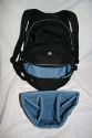 CRUMPLER OPULENT ROOSTER\n\nFoto von Susanne Krischke - VIELEN DANK FR DEIN MAIL!\n\nKommentar des Nutzers:\n\nHier ist er, mein Opulent Rooster von Crumpler:\nhttp://www.crumpler.de/?page=details&product_line=578\n\nAussenmass (cm): 36x53x24\nPhotofach (cm): 34x19x18 (Gehuse, bis 4 Objektive)\nLaptopfach (cm): 34x28x4 (bis 17"W)\n\nIch wollte einen Rucksack den ich u.a. als Handgepck fr Flugreisen benutzen kann in dem Laptop, Fotoausrstung und weiterer Kleinkram Platz findet. Ich bevorzuge Designs, die nicht sofort als Foto-/Laptoptasche erkannt werden. Irgendwie stie ich da auf Crumpler. \n\nDie extrem gute, solide Verarbeitung fhlt sich spitze an und der Rucksack glnzt mit vielen Extrafchern und tollen Detaillsungen. Die ffnungen der einzelnen Fcher sind nicht sehr auffllig, was ein unaufflliges-aus-der-Tasche-klauen erschweren drfte. Das angenehme Tragesystem kann durch einen Hftgurt mit Dokumentenfach erweitert werden (nicht mitgeliefert). Hinter dem gut gepolsterte Rckenteil verbirgt sich ein Laptopfach. \n\nDas Hauptfach ist gro: als Demo habe ich einen Volleyball reingesteckt, eine DVD in eine der zahlreichen Innentaschen. Das hintere Fach ist flach, ein DIN A4 Magazin geht nicht rein (Laptopfach), wohl aber Dokumente. Ein weiteres fast unsichtbares Fach entdeckt man, wenn man einen Reiverschlu ber dem Fotofach ffnet: man klappt den Teil hoch und findet ettliche Innentaschen mit reichlich Platz fr Kleinkram wie Filter, Kabel, Speicherkarten usw. \n\nGagig: ein sehr kleines Fach befindet sich in der seitlichen Polsterung des Tragegurtes, gro genug fr einen kleinen Mp3-Player, Kopfhrerschlaufen sind am Trageriemen vorhanden. (Bild OR_009)\n\nDas Fotofach ist ganz unten, abgetrennt vom oberen Teil durch eine Trennwand, die bei Bedarf per Reisverschlu geffnet werden kann. Die Polsterung fr das Fotoequipment kann man entfernen und somit den Rucksack auch fr andere Aktivitten nutzen. Ohne der Fotofcher mit geffneter Trennwand geht z.B. auch der Lowe Slingshot AW200 in den Opulent Rooster (Bild OR_010) - dann kann man also auch im Urlaub den genialen Slingshot verwenden und hat immer noch Platz fr andere Sachen im Rucksack.\n\nMeine Ladung: Laptop 14"; Canon EOS 400D; Canon Objektive 10-22, 17-85 mit Geli, 70-300; Kleinkram. Ich habe kein weies Monsterobjektiv, als Grendemo habe ich ein 1 Liter Tetrapack in die Tasche gepackt. Mit weiem Riesen pat allerdings kein Objektiv an die Kamera. Das Hauptfach ist dann noch leer.