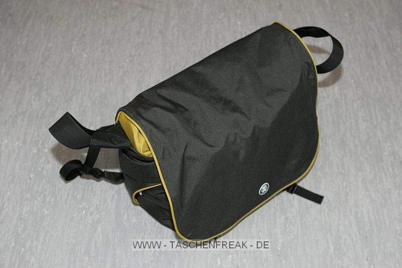 Crumpler The Daily XXL\n\nFoto von Detlev Rackow - VIELEN DANK Detlev !!!\n\nKommentar des Nutzers:\n\nsiehe Text im Bild.