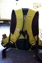 CRUMPLER - WARM SHOWER\n\nFoto und Text von Choirul Huda - VIELEN DANK!\n\nKommentar:\n\nHeute ist endlich mein Crumpler Warm Shower in der Farbe "Dark Grau  /Grau Army "  angekommen  danach mache ich gleich mal ein paar Bilder, \n\nDer Rucksack bietet reichlich platz fr ein bis zwei Kamera Bodys und Objektive sowie weiteres Zubehr. In bereich Fototasche (unter) kann man Zwei bodies und mit Kit Lens sowie Baterrie und Blizt reinpassen. Die Taschepolster kann herausgenommen werden, sodass die Tasche kann als allgemeine Tages Daypack benutzt werden. Die herausnehmbare Fototasche im inneren des Rucksackes ist ca. 34x48x15,5 cm gro.\n\nBeim Laptop bereich (hinter) gibt es doch eine Laptop Tasche und kleine Raum fuer ein paar Buch zu verstauen.  \n\nDer Rucksack hat laut Crumpler die Ma?e 35x54x25 cm und das Laptopfach reicht fr Laptops bis ca. 15 Zoll ( Wide ). Mit Laptop im Deckel passt er ca. 15 Zoll an und das aber finde ich sehr eng, trotzdem auf lngeren Touren absolut nicht ratsam...\n\nDer Rucksack ist zum Rcken hin extrem gut gepolstert und erhht durch einen zustzlichen Brust-, und Bauchgurt den Tragekomfort, auch bei schwerer Beladung, erheblich.\n\nAn den unteren Ecken sind (rechts sowie linksseitig) zwei kleine Taschen, wo z.B. das Handy oder ein MP3 Player Problemlos ihren Platz finden. Eine Kabelfhrung fr die Kopfhrer hat auch beim Crumpler  mit an den Trageriemen anzubringen.\n\nEs sind noch zwei weitere von au?en zu ffnende Fcher an dem Rucksack, die reichlich Stauraum bieten. Das groe Fach bietet ausreichend Platz fr Akkus, Speicherkarten und Schreibutensilien.\n\nDer Rucksack ist in den Farben "Ziegelrot /Weiss", "Dark grau/ Army Grau", "Weiss Grey / Grau" erhltlich.