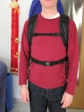 CULLMANN BACK PACK 600\n\nFoto und Text von Thomas WIll - VIELEN DANK!!\n\nKommentar:\n\nHallo Jrg,\n\nes hat jetzt ein bischen gedauert, aber hier sind die Fotos.\nEs ist ein Cullmann Back Pack 600 + in black/grey.\nDas Notebookfach habe ich nicht fotografiert, weil es da nicht viel zu sehen \ngibt. Es pat ein 15,4 Zoll (IBM Thinkpad T60) bequem rein.\n\nDie Ausrstung ist noch nicht so arg viel, weil ich gerade mit DSLR anfange.\nEs ist eine Canon D60 mit einem 580 EX II (oben quer) in seiner Schutzhlle, \ndaneben das Netzteil fr den Akku mit Kabel.\n\nDie Fcher und Netze in den Deckeln sind sehr grorumig. Darin sind die \nAnleitungen fr Kamera und Blitz und 2x4 Akkus verstaut, was auf den Fotos gar \nnicht auffllt.\nDie Polsterung (auch am Rcken) ist sehr ppig. \n\nSchne Gre\nThomas