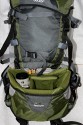 DEUTER 45+\n\nFoto von Matthias Helling - VIELEN DANK!\n\nKommentar des Nutzers:\n\nWandern mit Fotoausrstung!\nNachdem ich aus diesem Forum einige ntzliche Anregungen erhalten habe, mchte ich meine Lsung beitragen.\n\nIch habe mir einen Deuter Guide 45+ zugelegt (von Berfhrern empfohlen).\nDer hat ein sehr groes Bodenfach, dass weit zu ffnen ist. Dort habe ich das Inlet des Crumpler Fourninety Daily L (passen auch die Polsterteile billiger Fototaschen) hineingesteckt und bewahre bequem ein 100-400 mit umgedrehter Geli, eine 30D mit angesetztem 24-105 und ein Tokina 12-24 auf. hnlich der Rover-Serie komme ich da ganz gut dran. Dann habe ich noch ein riesiges Hauptfach, welches sogar einen Zugang von der Seite ermglicht. Dort knnt ihr massenweise Essen, Klamotten oder wers mag, noch ein weiteres Tele hineinstecken. An den Seiten sind stabile Skihalter die ohne Probleme ein Stativ aufnehmen und diverse Befestigungsmglichkeiten.\nZwei Deckelfcher nehmen Kleinteile auf, Handy, GPS, MP3 kommen mit geiegneten Taschen an Schultergurt und das restliche Kleinzeug kommt in kleinen Deuter-Waschbeutel ins hauptfach.\n\nMit dieser Befllung und einem Benro C258 trgt er sich sehr angenehm und ausgewogen und auch kurze Kletterpassagen sind gut zu bewltigen(als Kletterrucksack konzipiert ist er relativ schmal und hat ein super Tragesystem). Auch mit einem deutlich schwereren 055 habe ich ihn schon benutzt.\n\nFazit:\n++ sehr gutes Tragesystem\n++ massig Stauraum, flexible Befllung\n++ Stativbefestigung\n++ Preis 130,-\n++ sieht nicht aus nach "klau mich"\n++ auch ohne Fotokrempel nutzbar\n++ Handgepcktauglich (drft halt das Hauptfach nicht so vollstopfen, sonst werdet ihr gleich auf die Waage geschickt) \n++ 13" Macbook ist auch schon mitgeflogen (geht aber auch grer)\n++ Trinksystem vorbereitet (wrde ich aber nochmal in Plastiktte stecken, hab schon Pferde k... , h Camelbags platzen gesehen\n++ mit Optitech Kamerabefestigung klinke ich Kamera an Tragegestell und der Nacken schmerzt nicht mehr\n++ stabile Steigeisenhalterungen an Hftgurtflgeln( z.B. Sliplocktaschen oder hnliches fr schnellen Zugriff)\n\n-- keinen integrierten Regenschutz(halbe Stunde kein Problem! ansonsten universelle Rucksackregenhlle)\n\nIch hoffe ich konnte helfen.\n\nGru\nMatthias