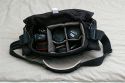DOMKE F2\n\nFoto und Text von Lennart Wiedemuth - VIELEN DANK!\n\nKommentar:\n\nHallo Jrg,\neine neue Tasche ein neuer Bericht an dich ;).\n\nAlso ich habe mir die Domk F-2 in den USA bei Calumet fr 124.99$ gekauft und zustzlich noch ein Shoulderpad fr 18.99$.\nDas Pad erleichtert das tragen um WELTEN um nicht von Galaxien zu sprechen ;). Wirklich sehr angenehm die Sache.\n\nGekauft wurde die Tasche fr Documentary und Photojournalism damit man das was man braucht mit nehmen und auch schnell parat hat.\nIch flle sie zu 50% wie auf Bild zwei (1DII, 17-40 F4, 50mm F1.4, Akku, Cleaning, Ipod und ein Block) in weiteren 40% wird die 1DII durch die 1N ersetzt und ein paar Filme kommen dazu.\nMan kann sie allerdings auch komplett voll machen, zum Beispiel fr Sport oder hnliches mit einer Remote PW's etc etc.\n\nDer "Deckel" lsst sich schnell ber zwei Klipse ffnen und schliessen, kann aber auch offen gelassen werden denn das Klett hlt recht gut.\nDie 2 kleinen Fronttaschen sind fr meinen Geschmack etwas zu klein (mein 550EX geht da nicht rein) dafr ist die kleine Auentasche auf der hinterseite der Tasche sehr praktisch, fr Handys, Stifte oder Zeitungen.\n\nBesten Gru,\nLennart