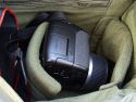 GOLLA CAM BAG SWAY\n\nFoto und Kommentar von Katja - VIELEN DANK!\n\nKommentar:\n\nHallo Jörg,\n\nich würde auch gerne deine Seite unterstützen. Ich finde die Idee sehr gut, auch wenn sie mir bei meiner eigenen Taschensuche leider nicht weitetergeholfen hat. Deswegen hier mein Neukauf: eine GOLLA Cam Bag - Sway.\n\nIn die Kameratasche passt eine Canon 450D mit Kitobjektiv (28-55) und ein weiteres Objektiv, nach oben hin ist genug Platz für größere Kameras oder um noch was draufzulegen. (Man könnte die Kamera auch aufs Objektiv legen, dann gewinnt man etwas mehr Platz daneben; ob es für einen Blitz reicht kann ich leider mangels Blitz nicht sagen)\nDie Umhängetasche ist also ehr für kleine Ausflüge geeignet. Die Tasche hat zusätzlich noch vorne ein Fach für Kleinkram und hinten für flache Gegenstände, z.B. die Bedienungsanleitung.\nEs werden zwei Einteiler mitgeliefert, die man mittels Klettverschluss frei und individuell positionieren kann.\nDie Außenklappe wird ebenfalls per Klettverschluss an einer Seite befestigt.\nDie Tasche wirkt stabil, die Fütterung ist meiner Meinung nach zwar ausreichend aber nicht übermäßig dick.\nAlles weitere sollte man den Bildern entnehmen können.\n\nDa mir persönlich auch das Design der Tasche sehr wichtig ist und ich eine Tasche wollte, der man nicht ansieht, dass sich eine Kamera darin befindet, bin ich sehr glücklich mit meiner Wahl.\n\nGruß,\n\nKatja