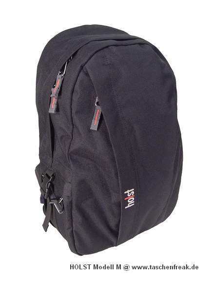Foto von Hinnerk Holst - VIELEN DANK DAFR!\n\nKommenar des Nutzes/Herstellers:\n\nDer Kamerarucksack ist mit einer Regenhaut und einer seitlichen Netztasche ausgestattet. Es werden 2 Zusatztaschen fr z.B. Objektive mitgeliefert.\n\nZustzlich knnen Sie fr dieses Modell Objektivtaschen erwerben, welche sich im Innern des Rucksacks per Klettband befestigen lassen.\n\nAbmessungen und Gewicht\n\nAuen: ca. 43 x 28 x 16 cm (HxBxT) \nAbmessungen des gro eingestellten Bodenfachs: ca. 16 x 24 x 13 cm (HxBxT) \nGre der Seitentr: ca. 15 x 11 cm (HxB) \nGewicht inkl. Zusatztaschen und Regenhaut: ca. 1100 g \n\nAbmessungen der mitgelieferten Zusatztaschen:\n\nca. 7 x 7 cm (Durchmesser x L) und\nca. 7 x 11 cm (Durchmesser x L)