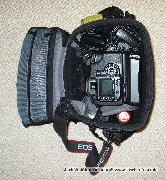 Foto von Konstantin Kleine - DANKE DAFR !\n\nKommentar des Nutzers:\n\nTasche ist Jack Wolfskin Yucatan, Kauf ca. 03/04, mir eig. zu klein ;-)\n\nIch wrde sie nicht emfehlen, emfindliche RVs, zu klein fr ne richtige Ausrstung, zu gro fr nur Kamera + Objektiv.