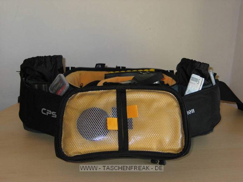 Kata W92 - Canon Edition\n\nFoto von Hotte - DANKE DIR!\n\nKommentar des Nutzers:\n\nHi Jrg,\nanbei die gewnschten pics, auf die Schnelle gemacht.\nHier handelt es sich um die "special edition" von Canon, basierend auf der W-92. Zwischen Blitz und 85er gehrt noch einer der beiden zustzlichen, serienmigen Klett-Teiler, hatte ich gerade nicht zur Hand.\nMorgen werde ich das Teil mal bei einer Veranstaltung in der Praxis testen, in Verbindung mit der kurzen Tamrac-Weste, und auf Wunsch berichten.\n\n20D mit BG, 1,8/85, 17-85, 2/135, alle mit Geli\n\n430EX, Akkus fr Cam und Blitz, CFs, Filter und Tuch und Kleinkram.\n\nGru\nHotte