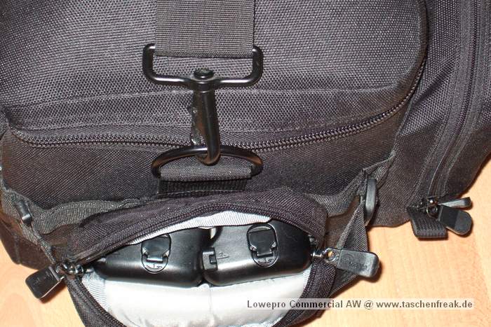 Foto von Jrg Langer\n\nKommentar des Nutzers:\n\nSeitentasche 1 - gefllt mit Akkus fr die Canon 1D 2x NP-E3