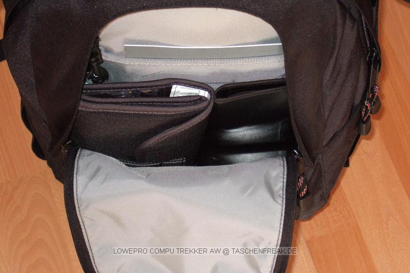 Foto von Jrg Langer\n\nKommentar des Nutzers:\n\nDieser Lowepro Compu Trekker ist eine angenehme Mischung aus Packesel und dennoch tragbarem und relativ kleinem Rucksack, den man auch ohne Diskussionen in nahezu jeder Fluggesellschaft mitnehmen kann.\n\nDas Notebookfach fasst laut Herstellerangabe die meisten 15,4" Notebooks. Fr 17" Notebooks solle man den Compu Trekker Plus AW whlen, der in Summe wesentlich grer aber auch wieder deutlich aufflliger ist.,\n\nWir haben in diesem LP CT AW reingepackt:\n\nInnenraum Hauptfach:\nCanon 1D mit RRS L Winkel und angesetztem Canon EF 24-105 L IS\nCanon 100-400 mit Geli und Stativschelle mit Kirk Wechselplatte\nCanon 100 2,8 USM Makro\nCanon 35 2.0 mit Geli (darunter Winkelsucher C)\nCanon 50 1,8 II (Geli liegt im 100-400er Fach) (darunter 8x AA Akkus)\nCanon 85 1,8 mit Geli\nSigma 12-24\nCanon 580 EX Blitz (darunter liegt der 430EX)\n2x Ersatzakku fr Canon 1D NP-E3\n\nIn den beiden oberen innentaschen des Deckels:\nJeweils 1x GEPE Card Safe mit jeweils 4x CF Cards\n\nIn den groen Deckelinnenfach:\nTimer Fernbedienung, Wasserwaage fr Blitzschuh, Leefolie fr beide Blitzgerte, 2 Putztcjer\n\nDeckelauenfach:\nLowepro Filtertasche\nLumiquest Pro Max Bouncer System\nGraukarte\nX-Drive 6230 im Peli Case\nCanon ST-E2\nMllscke\nLenspen