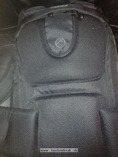 LOWEPRO FLIPSIDE 400 AW\n\nFotos von Sergej Fast - VIELEN DANK!\n\nKein Kommentar des Users