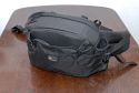 LOWEPRO INVERSE 200 AW\n\nFoto und Text von Oliver Biederbeck - VIELEN DANK!\n\nKommentar:\n\n\nMoin Jrg,\n\nmit groer Begeisterung nutze ich Deine Seite zur Taschenrecherche - von allen Equipment-Fragen die schwierigste ;-) Ich mchte Dir heute als Dankeschn neues Material schicken: Die Lowepro Inverse 200 AW (gibt es bei Dir noch nicht) sowie ein Vergleich zwischen der neuen Lowepro und der Speed Freak von Think Tank Photo. Entschieden habe ich mich fr Letztere.\n\nAufgrund der Archiv-Gren gibt es das Ganze in zwei verschiedenen Mails.\n\nSchne Gre aus Kln\nOliver