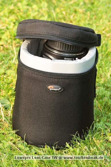 Foto von Martin Adler - VIELEN DANK!\n\nKommentar des Nutzers:\n\nLensCase 1W & Bottle Bag:\nHaben beide genug Platz um das EF-S 17-85 mit gesetzter Geli oder das Sigma 105 Makro (ohne Geli) aufzunehmen.
