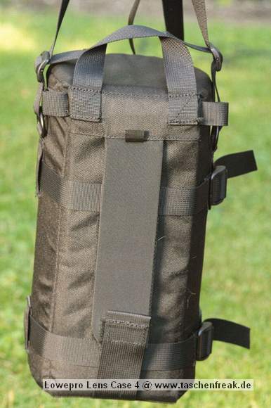 Foto von Martoin Adler - VIELEN DANK!\n\nKommentar des Nutzers:\n\nLensCase 4:\nDas EF 100-400 passt mit umgekehrt angesetzter Geli rein. Durch den greren Durchmesser der Geli wird es allerdings eng im inneren.