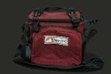 Lowepro Mini Mag 1 (1989)\n\nFoto von Reiner Bttcher - DANKE AN REINER!\n\nKommentar des Nutzers:\n\nanbei mal drei Bilder der Tasche.\n \nEs handelt sich um die Mini Mag 1. \nGekauft habe ich die Tasche 1989 in einem Outdoor-Laden in Mnchen.\n \nBreite:   23,5 cm\nTiefe:    15,5 cm (11,5 cm - ohne Fronttasche)\nHhe:    23 cm\n \nGruss\nReiner Bttcher