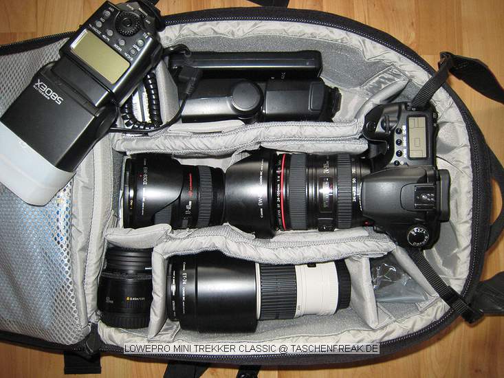 LOWEPRO MINI TREKKER CLASSIC\n\nFoto von Marco Slotosch - VIELEN DANK!\n\nKommentar des Nutzers:\n\nHallo Jörg,\n\nich hätte da noch was für Dein Archiv: \n\nIn diesem Lowepro mini trekker classic war folgendes din: \n\n-         Canon EOS 30D mit Canon EF 24-105L IS 1:4\n\n-         Canon EF 17-40L 1:4\n\n-         Canon EF 70-200 L IS 1:4\n\n-         Canon EF 50 1:8\n\n-         2x Canon 580EX\n\n-         Canon CP-E3\n\n-         div. Klienkram\n\nMarco Slotosch Photographie