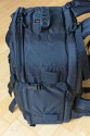 LOWEPRO PRO RUNNER 450 AW\n\nFoto und Text von Sebastian Seth - VIELEN DANK!\n\nKommentar:\n\nier ein kurzer Review zum Lowepro Pro Runner 450 AW:\n \nDer Rucksack ist Lowepro-gewohnt sehr gut verarbeitet und hinterlsst den ersten Eindruck: Sehr leicht und gro!\nDas Tragesystem lsst sich einfach und gut einstellen, sodass der Rucksack auch vollgepackt (!) sehr angenehm zu tragen ist. Der Hftgurt lsst sich hinter dem Rckenpolster verstauen, die Riemen jedoch nicht. Stattdessen kann man diese quasi umkrempeln und auf die Vorderseite ziehen, sodass ein recht kompaktes Format zum Verstauen in Gepckfchern ermglicht wird.\nDie Stativhalterung ist abnehmbar und in zwei verschiedenen Positionen an der Vorderseite oder einer der Seiten ber Sliplock-Schlaufen, die fast berall am Rucksack zu finden sind, befestigen. Fr kompaktere Stative schliet die Halterung so bndig mit dem Rucksack unten ab, sodass dieser noch aufrecht stehen kann. Fr lngere Stative oder ausgedehnte Mrsche kann die Halterung hngend am Rucksack befestigt werden, sodass der Schwerpunkt des Stativs deutlich niedriger ist und weniger Schaukeln des Stativs zu erwarten ist. Fixiert wird das Stativ zustzlich ber drei Gurtschlaufen, von denen zwei am Deckel angebracht sind, der Dritte oben unter dem Griff in einer kleinen Extratasche. Den obersten Gurt muss man allerdings lsen, wenn das Hauptfach geffnet werden soll.\nDas AW-Cover ist auch Lowepro-typisch, ich habe es nicht extra ausgepackt und fotografiert.\nZusatzfcher finden sich auf der Vorderseite (ein kleines und ein groes mit Ordnereinteilung fr Papier und Kleinkram) und an einer Seite (Trinkflaschennetz). Zwischen Hauptfach und Rckenpolsterung ist noch das gut gepolsterte Notebook-Fach. Hier passt tatschlich auch ein groes Notebook rein, getestet sogar das Dell 1720 mit 9-Zellen-Akku.\nInnen im Deckel des Hauptfaches sind verschiedene kleinere Reiverschlusstaschen fr Filter, Akkus, Speicherkarten und sonstiges Zubehr. Die Fcher sind dabei halbtransparent, auf den Bildern sieht man u.a. ein Case fr 77mm Filter durchscheinen.\nDas Hauptfach lsst sich ber die beiliegenden Teiler recht flexibel einrichten und ist ein Platzwunder! Zu Testzwecken habe ich den Rucksack recht locker bepackt mit\nF5 mit angesetztem 28-70mm/3.5-4.5, 300mm/2.8, 80-200mm/2.8, 105mm/2.8, 28-70mm/2.8, 14-24mm/2.8, TC-20E und 16mm/2.8 bereinander, Sb-25, abmontierter Stativhalterung und etwas Zubehr.\nDie Hhe des Faches ist dabei optimal auf Profi-Gehuse bzw. Gehuse mit BG ausgelegt und erlaubt das aufrechte Stellen der meisten Objektive.\n \nAlso rundum ein hervorragender Rucksack fr den Transport mittelgroer bis groer Ausrstungen inklusive (auch greren) Stativen und Full-size Notebook bei sehr gutem Tragekomfort.\n \nSebastian