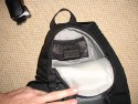 LOWEPRO SLINGSHOT 100\n\nFoto von Alex Diemert - VIELEN DANK!\n\nKommentar des Nutzers:\n\nHallo,\n\ndie Lowepro Slingshot 100 ist eine sehr schn gemachte Tasche.\nIch habe sie mit folgendem gefllt:\nEOS-20D mit angesetztem 17-55/2,8-IS mit angesetzter Geli + Filter,\n70-300-IS mit angesetzter Geli + Filter, 580er Blitz, Bounze,\nPolfilter 77mm, ND Filter 77mm, 2x Akku fr EOS,\n4x Mignon fr 580er Blitz, Speicherkarten und Reinigungstcher.\n\nBeste Gre, Alex