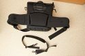 LOWEPRO SPECIALIST 85 AW\n\nFoto von Ingo Cordes - VIELEN DANK!\n\nKommentar des Nutzers:\n\nDer NP liegt bei ca. 120 Euro. Eine uerst bequeme Hfttasche. Kann auch mit der 'Shoulder Harness' von Lowepro kombiniert werden. An den Hftgurt (fix an der Tasche) passen SlipLock-Komponenten.\n\nLocker passt rein: 1er DSLR oder DSLR mit Batteriegriff und angesetztem 70-200/2.8, ein Blitz, 2-4 weitere Objektive (grenabhnig) und viel Kleinkram.\n\nEine der wenigen Taschen von Lowepro die akzeptiert, dass es 2.8er Zooms und Batteriegriffe bzw. groe Gehuse gibt.