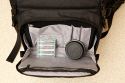 LOWEPRO SPECIALIST 85 AW\n\nFoto von Ingo Cordes - VIELEN DANK!\n\nKommentar des Nutzers:\n\nDer NP liegt bei ca. 120 Euro. Eine uerst bequeme Hfttasche. Kann auch mit der 'Shoulder Harness' von Lowepro kombiniert werden. An den Hftgurt (fix an der Tasche) passen SlipLock-Komponenten.\n\nLocker passt rein: 1er DSLR oder DSLR mit Batteriegriff und angesetztem 70-200/2.8, ein Blitz, 2-4 weitere Objektive (grenabhnig) und viel Kleinkram.\n\nEine der wenigen Taschen von Lowepro die akzeptiert, dass es 2.8er Zooms und Batteriegriffe bzw. groe Gehuse gibt.