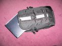LOWEPRO VERTEX 300 AW\n\nFoto von Stefan Kmmerling - VIELEN DANK FR DEIN MAIL!\n\nKommentar des Nutzers:\n\nHallo Jrg,\n\nAnbei ein paar Bilder von o.g. Rucksack mit der Bitte diese beim Taschenfreak einzustellen. Die fotografische Qualitt der Bilder ist sicher sehr schlecht, aber das war mal wieder eine Aktion zwischen Tr und Angel.\n\nBild 1: Notebookfach mit 14 Zoll Notebook\n\nBild 2: Notebook halb drauen\n\nBild 4-6: Die Tragegurte knnen abgedeckt werden (sehr praktisch beim Fliegen als Handgepck)\n\nBild 7,8: geffnete Vordertaschen\n\nBild 9: Keine Schleichwerbung fr PUR soll nur die Gre des Rucksacks zeigen\n\nBild 12: 30D mit 70-200 2,8 IS +Geli; 28-70 2,8 + Geli; Blitz 430; 17-85 IS (Kit); 85 1,8; 50 1,8 \n\n Liebe Gre\n\nStefan (strike)