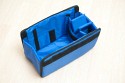 MEKKO F-02XB\n\nFotos und Text von Jan Trschel - VIELEN DANK!\n\nKommentar:\n\nHallo Jrg,\n\nAnbei habe ich noch zwei weitere Beitrge fr die Taschenfreak-Seite\n\nMekko F-02XB\n\nDomke-F-2-Klon, hervorragende Qualitt.\nAnders als das Vorbild kommt die Tasche mit einem komplett geftterten Fullsize-Einleger, den man herausnehmen kann. Dieser bietet Platz fr zwei Gehuse und einiges an Zubehr, ist jedoch aufgrund kleiner Klettpunkte kaum individuell einteilbar und macht die Tasche recht schwer und steif. Ich habe ihn gegen ein Matin M-6476-Einsatz ersetzt, die Original-Domkeeinteiler sollten in der Tasche ebenfalls nutzbarsein, durchgehende Klettstreifen an den Seiten sind vorhanden.\nDie Einteiler der Mekko-Einsatzen nutze ich nun im Transpac.\n\nMit freundlichen Gren,\n\nJan Trschel\n\nPhotographie // Print // Webdesign // www.jantroeschel.de