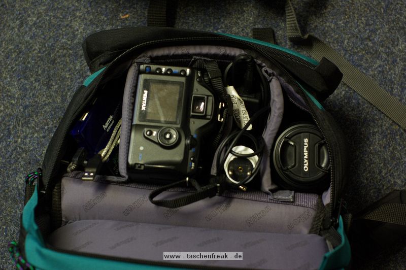 NIKON RUCKSACK - GRN\n\nFoto von Choirul Huda - VIELEN DANK!