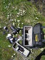 Foto von Kalli Reuss - 1000 DANK DAFR!\n\nKommentar des Nutzers:\n\nrein passt 5d mit angesetztem 70-200 Lis stehend , ein 100er macro , ein 17-40 4.0 . ein 580 EX und noch etwas kleinzeug ... dann ist aber richtig voll ....\nalternativ geht auch das 17-40 angesetzt und den rest auch mit rein .. ist aber knapper ...\n\nansonsten musste ich den oberen einsatz etwas aufschnippeln .. d.h. den Boden rechts und links auftrennen....