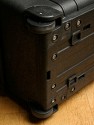 PELI CASE 1510\n\nFoto von Peter Wafzig - DANKE FRS EINSENDEN!\n\nKommentar des Nutzers:\n\nanbei ein ZIP mit Bildern vom Peli Case 1510 fr taschenfreak.de - ich glaube, das gibts noch nicht dort. Hab im kofferfunshop.de in Bonn gekauft, ein sehr sehenswerter Laden, hat quasi alles von Peli und Rimowa vorrtig.\n\nViele Gre,\nPeter.
