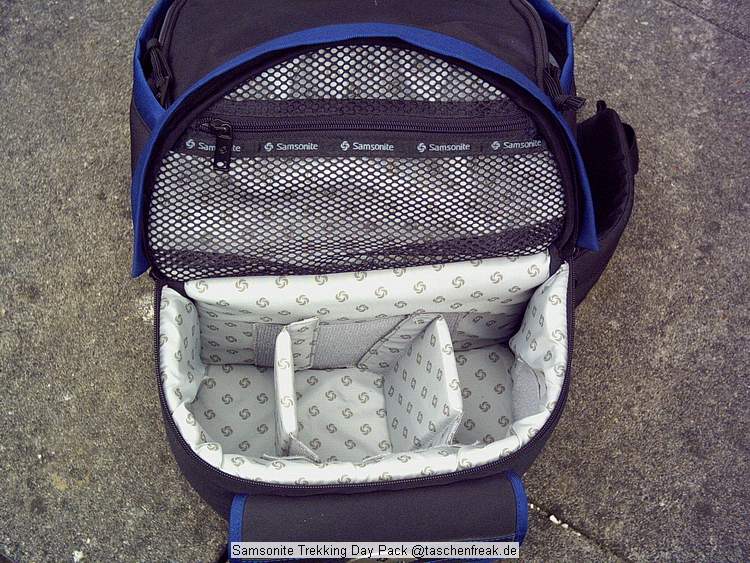 Foto von Anita Tadken - VIELEN DANK!\n\nKommentar des Nutzers:\n\nF�r mich ist es der ideale Reisebegleiter auf Rundreisen ( Kenia o. Australien ) oder Tagesausfl�ge, wenn man nicht seine ganze Fotoausr�stung mitnehmen will. Die H�ft-und Schultergurte sind sehr gut gepolstert, wie auch der ganze Rucksack. Der Boden des oberen Fachs l��t sich durch Klett auch ganz herausnehmen, wie auch die Trennw�nde im unteren Fach, das es auch einen ger�umigen Rucksack ergibt. In den beiden Frontf�chern lassen sich auch noch Kleinigkeiten verstauen.