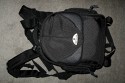 SAMSONITE TREKKING PREMIUM RUCKSACK MINI\n\nFoto von Thomas Herzog - VIELEN DANK!\n\nKommentar des Nutzers:\n\n\nHallo Jrg,\n \nhier Fotos und Bericht meines neuen Fotorucksacks \n \nSamsonite Trekking Premium Rucksack mini\n \n \nAussenmasse [mm]: 300 x 170 x 310 \nInnenmasse [mm]: 220 x 110 x 260\nGewicht [g]: 1000 \n \n \nHabe schon lange einen leichten kompakten Rucksack fr die kleine Tour gesucht.\n \nPlatz im Hauptfach:\n \nEOS 20D / 40D\nEF 70-200/4 L (angesetzt) oder EF 300/4 L mit Stativschelle (nicht angesetzt)\nEF 17-40/4 L\nKonverter 1,4\nWinkelsucher C\nBlasebalg\nKleinuntensilien im Reissverschluss-Deckel-Fach.\n \nPlatz in der Vortasche:\n \nCokin-Filterhalter P\n2 Cokin-Filter in der Box\nEpson P-2000\n \nPlatz in den zwei Seitentaschen:\n \nRegenschutzhaube\nFernauslser\n3 x Akku\n \nZustzlich hat er zwei Schlaufen, an denen wird mein Slik-Ministativ befestigt\n \nDer Rucksack hat einen kunststoffbeschichteten Boden und Stellfe.\nVon einer anderen Tasche habe ich den Schulterriemen am Tragegriff angebracht.\nSo kann ich wechseln zwischen Tragen als Rucksack, als Schultertasche oder am Handgriff.\n \n \nViele Gre\n \nThomas Herzog