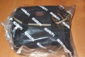 Sarfrotto L300\n\nFoto von Jrg Langer\n\nKommentar/Details:\n\nSehr hochwertige Profi-Fototasche\nvon Sarfrotto L 300 - All Weather kompatibel\n\nSuper Qualitt zum gnstigen Preis!\n- Sicherheit fr Ihre Kamera, beste Polsterung!\n- Komplett variables, gepolstertes Innenfach\n- Schutz vor Regen, Staub, Schnee!\n- Regenhaube zum berstlpen!\n- Schneller Zugriff zur Kamera durch einen Rei-\nverschluss in der Mitte\n- Lasche zum Durchfhren eines Waistbelts\n- Sehr Gut gepolsterter Gurt\n- Ideal fr den Profieinsatz\n- Innenpolster herausnehmbar\n- Trennfcher knnen mit Klettverschluss ange-\nordnet werden\n\nBeschreibung\nDiese sehr leichten und hochwertigen Fototaschen sind sehr gut vearbeitet und bieten optimalen Schutz fr Ihre Kameraasurstung - und das bei praktischer und einfacher Handhabung.\n\nBesonders gelungen ist der weiche Gurt, er erlaubt bequemes Tragen der Fotoausrstung. Der in der Mitte der Tasche liegende Reiverschluss ist super, fr den schnellen Zugriff zur Kamera.\nDie Tasche bieten Schutz vor Regen, Staub, Schnee, etc.\n\nDie Tasche ist kompatibel mit den Waistbelts anderer Markenhersteller - die Weistbelts (Hftgrtel) lassen sich ganz einfach durch die Lasche am hinteren Ende der Kamera ziehen.\n\nBei Bedarf kann das gepolsterte Innenfach herausgenommen werden. Die Tasche wird dadurch noch leichter und weicher.\n\nRegencover\n\nDetails der L 300:\n- Praktischer Tragegriff\n- Seitliche Laschen zum anschlieen von Kchern, o..\nMit Festzurrschlaufe zum fixieren der Kcher!\n- Gerumige Vordertasche fr Ladegerte, Speicher, Film,\nAkkus, etc. - eingeteilt in versch. Fcher.\n- Herausnehmbare Regenhaube fr noch mehr Schutz\n- variable Fcher im gepolsterten Innenfach\n- 2x Innenliegendes Geheimfach hinter der Polsterung\n- Gurtschlaufe hinten fr Waistbelts\n- Bequemer, gepolsterter Gurt\n\nFassungsvermgen:\nSiehe Inhalt der Detailbilder\n\nMae\nInnen: ca. 28x17,5x20cm\nAuen: ca. 35x20x25cm