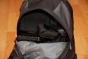 Foto von Jrg Langer\n\nTamrac Adventure 9 oberes Innenfach mit viel Stauraum\n(Hier: XDRIVE in PeliCase, Akkus fr Cam, Akkus fr Blitze, Winkelsucher und oben drauf kommt zum Transport die Netzteiltasche (gehrt nicht zum Lieferumfang)