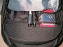 Foto von Ulli Werner - DANKE DAFR !\n\nKommentar des Nutzers:\n\n1: Rucksack mit befestigtem Manfrotto 055ProB mit 141RC\n2: Auenansicht\n3: Innenseite des Rucksackdeckels mit durchsichtigen Netztaschen mit USB- und Videokabel und Ersatzakku/Batterien\n4: Innenansicht: oben Speedlite 430EX in Tasche, 350D mit Batteriegriff und 18-55mm+Geli, Ladegert mit Netzkabel, Rckseitiger Objektivdeckel mit Kameradeckel, unten 70-300mm IS mit Geli\n5: Vordertasche mit Stifften und ner 256MB Speicherkarte. Die Pltze fr die Speicherkarten haben so rote "abdecker" die den Zugriff verhindern wenn die Speicherkarte Voll ist (ist patentiert)\n \nIch habe den Rucksack weil er fr den Anfang gengt und recht gstig ist (60). Er ist auch noch mit besonderen Zusatztaschen von Tamrac an den Seiten erweiterbar fr z.B. Objektive oder eine Trinkflasche.