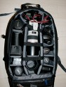 Tamrac Expedition 8 - 5578\n\nFoto von einem netten Anonymen User - DANKE DAFR !\n\nKommentar des Nutzers:\n\nIch habe Dir schon einmal ein paar Bilder vom Tamrac 8875 fr deine Seite zugesendet.\n\nNun habe ich Dir im Anhang noch ein Bild zur Ergnzung. Selbst das 400 2.8 IS passt in den Rucksack.