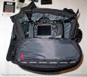 TAMRAC VELOCITY 8 (5768)\n\nFoto und Text von ALexander Stielau - VIELEN DANK!\n\nKommentar:\n\nZur Tasche: Es ist eine Tamrac Velocity8, also ein Rucksack fr Einarmige.  Die Tasche trgt sich angenehm, auch wenn sie vollbeladen ist. Die Tasche rutscht auch im Gelnde nicht alleine nach vorn, wenn man den Gurt entsprechend anzieht (was mit einem Griff leicht geht).\nDurch die Schultergurtkonstruktion kann man die Tasche gut auf dem Rcken und im Gewhl unter dem Arm oder vor dem Bauch tragen.\n\nDer groe Vorteil gegenber einem Rucksack ist, da man die Tasche zum Objektivwechsel o.. nicht absetzen und in den Dreck legen mu, der Deckel des Hauptfachs klappt im Gegensatz zu den Vorgngermodellen vom Krper weg auf, was ich fr gut halte, allerdings geht aus meiner Sicht der Reisverschluss der Deckelklappe in der falschen Richtung auf, leider ist es keiner mit zwei Zippern.  Die Tasche kann durch den asymetrischen Schnitt nur  ber der linken Schulter getragen werden. Die Polsterung am Rckenteil ist gut, ebenso ist das Hauptfach gut gepolstert. Die Vortasche ist nach auen nicht gepolstert.\n\nFassungsvermgen: \nIch habe in der Tasche eine Nikon D300 mit angesetztem AF-S DX 18-70 mm 1:3,5-4,5G IF-ED (Gegenlichtblende in Arbeitsposition), ein AF-S VR 70-300 mm 1:4,5-5,6G IF-ED (das Gehuse pat auch mit angesetztem Telezoom in die Tasche), einem Metz AF48-1 und den blichen Kleinkram (Akkus fr Blitz und Kamera, Fernauslser, Werkzeug, Taschenlampe, Blitzstandfu usw.). Es ist noch Platz fr ein weiteres kleines Objektiv, ein angesetzter Batteriegriff wre machbar, aber fummelig.\n\nDie Neoprentasche auen gehrt nicht zum Lieferumfang, darin bewahre ich mein GPS auf.\n\nAleks