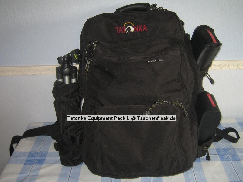 Tatonka Equipment Pack L\n\nFoto von Gert Huether - VIELEN DANK FR DEIN MAIL!\n\nKommentar des Nutzers:\n\nHallo Jrg Langer,\n\nin diesem Rucksack passen 2 DSRL mit Hochformatgriff 2Blitzgerte und 12! Objektive (in dieser Zusammenstellung habe ich die Ausrstung natrlich nie dabei und dient nur zu Veranschaulichung.) Akkus,Speicherkarten, und Imagetank sowie der notwendige Kleinkram finden auch noch Platz.\n\nGru aus Oberfranken\n\nGert-Huether