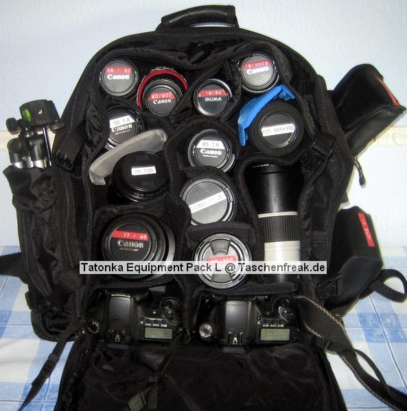 Tatonka Equipment Pack L\n\nFoto von Gert Huether - VIELEN DANK FR DEIN MAIL!\n\nKommentar des Nutzers:\n\nHallo Jrg Langer,\n\nin diesem Rucksack passen 2 DSRL mit Hochformatgriff 2Blitzgerte und 12! Objektive (in dieser Zusammenstellung habe ich die Ausrstung natrlich nie dabei und dient nur zu Veranschaulichung.) Akkus,Speicherkarten, und Imagetank sowie der notwendige Kleinkram finden auch noch Platz.\n\nGru aus Oberfranken\n\nGert-Huether