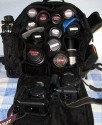 Tatonka Equipment Pack L\n\nFoto von Gert Huether - VIELEN DANK FR DEIN MAIL!\n\nKommentar des Nutzers:\n\nHallo Jrg Langer,\n\nin diesem Rucksack passen 2 DSRL mit Hochformatgriff 2Blitzgerte und 12! Objektive (in dieser Zusammenstellung habe ich die Ausrstung natrlich nie dabei und dient nur zu Veranschaulichung.) Akkus,Speicherkarten, und Imagetank sowie der notwendige Kleinkram finden auch noch Platz.\n\nGru aus Oberfranken\n\nGert-Huether