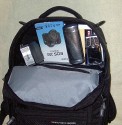 Tatonka Photo Video Daypack\n\nFoto von Peter42 von den Traumfliegern - VIELEN DANK FR DEIN MAIL.\n\nKommentar des Nutzers:\n\nIn der Tasche sind:\n20D mit angeflanschtem 28-135 IS, ein Sigma18-125, ein EF75-300 USM, ein Sigma 135-400 APO, eine Fuji Finepix S5000, Akkus, Ladegert, Speicherkarten, Filter und im oberen Abteil, Blitz, Handbcher, Brille, Handy und Platz fr zwei 0,5er Getrnkebehlter.