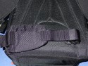 THINK TANK AIRPORT ACCELERATOR\n\nFoto von Jrg Langer - www.taschenfreak.de\n\nKommentar des Nutzers:\n\nDer eindeutig beste Rucksack den wir je in den Hngen hatten.\n\nSehr stabil.\nSehr angenehm zu tragen, trotz voller Beladung\nSehr praktikabel zu beladen\nInneneinteilung sehr flexibel gestaltbar und hoch stabil\nAbsolute Boardmae\nTragegestell verdeckbar\nHftgurt abnehmbar\nRegenschutzhlle und Stativhalterung im Lieferumfang\nNotebooktasche im Lieferumfang\nHandgriff oben und unten und an der Seite zum Tragen als "Koffer"\nTicketfach oben\nViitenkartenfach oben\n\nWir haben darin verpackt/befllt:\n\n2x DSLR mit angesetzen 300 und 70-200er\n24-70 2,8\n17-40\n50er\nTC\nZwischenringe\nBlitz\nFilter & Bouncer\nHasselblad 500CM mit 80er Objektiv\n150er Objektiv\nWechselmagazin\nGegenlichtblenden\nHandbelichtungsmesser Gossen Starlite\nFilme\nAkkus\nPanoschiene\n\nund Notebook inkl. UMTS Karte und Netzteil