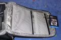 THINK TANK PHOTO - AIRPORT ULTRALIGHT\n\nFoto von Jrg Langer - www.taschenfreak.de\n\nKommentar des Nutzers:\n\nDer Airport Ultralight, ist der kleinste Rucksack der Airport Serie von Think Tank Photo. Dennoch ist auch er ein kleines Packwunder. Von den Auenmaen ist er mit einem Lowepro Mini Trecker durchaus vergleichbar (ggf. etwas hher).\n\nEs passen in unserem Beispiel bequem hinein:\n5D mit 24-70 2,8 mit Geli richtig aufgesetzt\n30D mit 100-400L IS\n70-200 4.0 mit Stativschelle\n17-40\n50 1,4\n100 2,8\nTelekonverter\n580er Blitz\nSpeicherkarten Etui\nkl. Akku Tasche fr 3x BP511\nkl. Akku Tasche fr 8x AA Zellen fr Blitz\nPanoschiene von RRS\nRRS L-Winkel an beiden Bodys\nTimer Fernbedienung\nund vorne in das Frontfach ganz bequem unser 12" Notebook/Tablet PC im Sleeve.\n\nDas Gewicht ist super bequem (deutlich bequemer als beim Mini oder Compu Trekker) auf den Schultern verteilt, obwohl die Schultergurte so leicht und schwach wirken auf den ersten Blick. Da steckt gekonnte Think Tank Entwicklung dahinter.\n\nGeliefert wird der Ultralight mit abhehmbaren Beckengurt und einem Regencover das auch auf einigen Bildern zu sehen ist.\n\nEinziges fr uns erkennbares Manko ist das dieser Think Tank Rucksack keine Stativhalterung hat (die wir eh nicht nutzen, aber viele - warum auch immer - diese gerne nutzen mchten). Wir tragen unser Stativ an einem langen Umhngegurt wie eine Flinte unter dem Arm und der Umhngegurt ist auch bequem in Verbindung mit einem Rucksack zu nutzen.\n\nWer seinen Ultralight besonders schtzen mchte kann diesen gerade so passend (etwas drcken muss man aber ..) in einem PeliCase 1510 Trolly Koffer reinpacken und damit hinter sich herziehen. Ein Notebook darf dann aber nicht in der Frontasche des Notebooks legenund zu eng sollte es im Rucksack auch nicht "zugehen", damit man das Peli Case noch anstndig und wasserdicht verschlieen kann.\n\nEr ist jeden Cent den er teurer als ein vergleichbarer Rucksack anderer Hersteller ist wert, aber das kann man nicht auf Fotos "rberbringen", aber dieses werden Ihnen viele zufriedenen Think Tank Kunden besttigen.\n\nWie immer bei den Think Tank Produkten bekommt auch dieser unser Prdikat "BESONDERS EMPFEHLENSWERT".