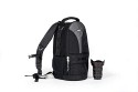 THINK TANK PHOTO - GLASS TAXI\n\nFOTO VON ISARFOTO & THINK TANK PHOTO - VIELEN DANK!\n\nKommentar des Herstellers:\n\nGlass Taxi\n\nConvertible backpack/ shoulder bag that will hold large lenses or a camera system. Holds up to a 500mm f4 lens, 300mm f2.8 lens with SLR attached, or SLR with 70-200 attached with hood in position.