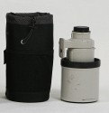 THINK TANK PHOTO - LENS CHANGER 300\n\nFOTO VON ISARFOTO & THINK TANK PHOTO - VIELEN DANK!\n\nKommentar des Herstellers:\n\nLens Changer 300\n\nCarry your super telephoto lenses such as the 300 2.8 and the 200 2, with the lens hood and tripod collar attached.