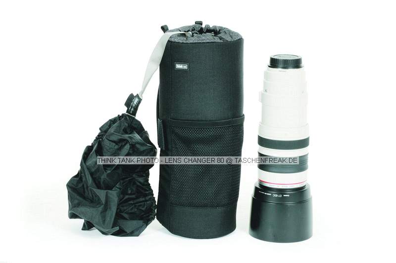 THINK TANK PHOTO - LENS CHANGER 80\n\nFOTO VON ISARFOTO & THINK TANK PHOTO - VIELEN DANK!\n\nKommentar des Herstellers:\n\nLens Changer 80\n\nQuickly access your long zoom lenses, such as the 70-200 2.8 and 80-200 2.8, with the lens hood in position and tripod collar attached.